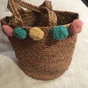 Woven woman’s bag NWT